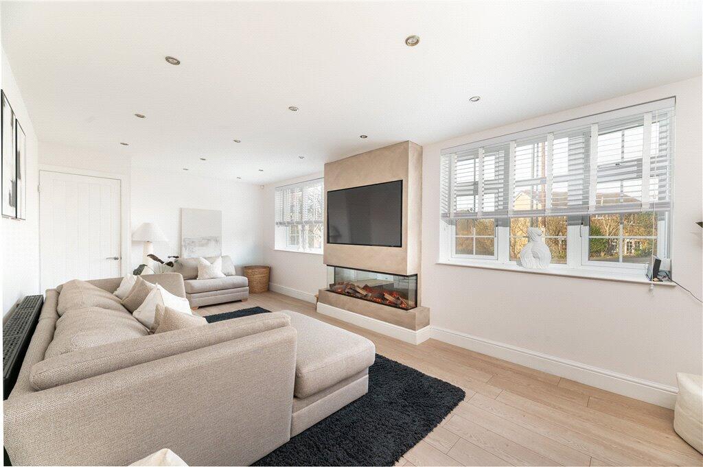 Additional image 4 of Greenside Lane, Cullingworth, BD13