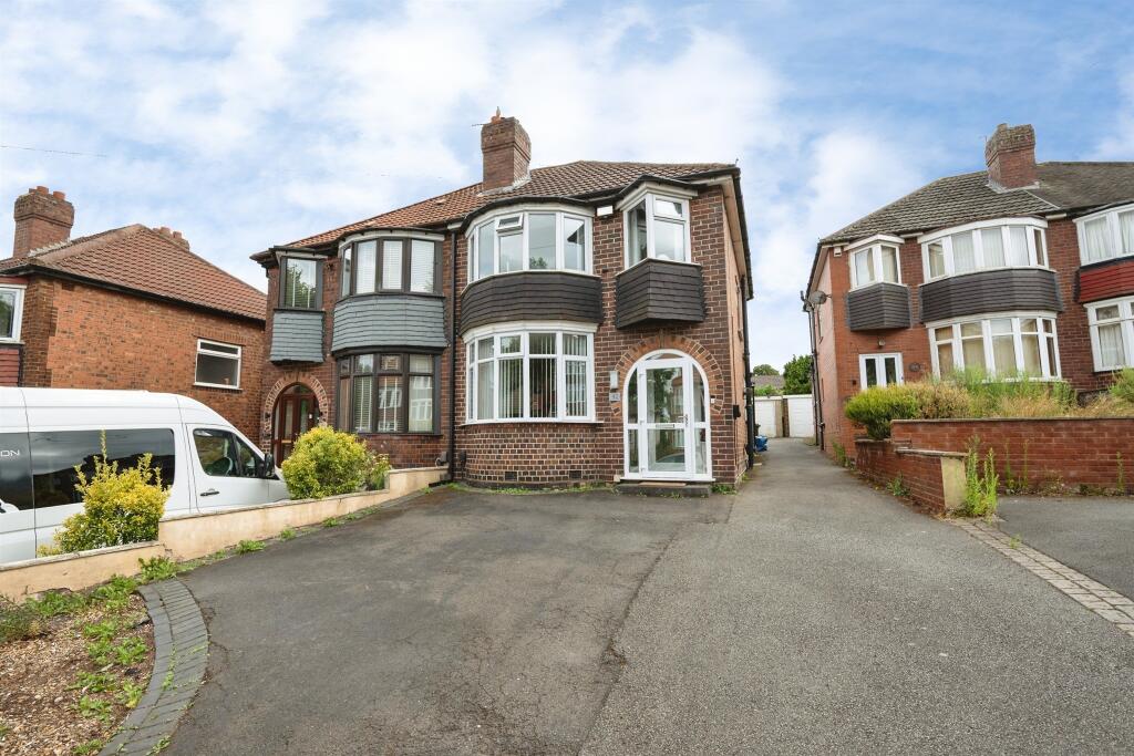 Main image of property: The Broadway, WEST BROMWICH