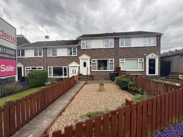 Main image of property: Peveril Mount, Eccleshill, Bradford