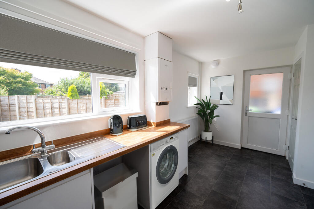House in Bury, Greater Manchester - View 4