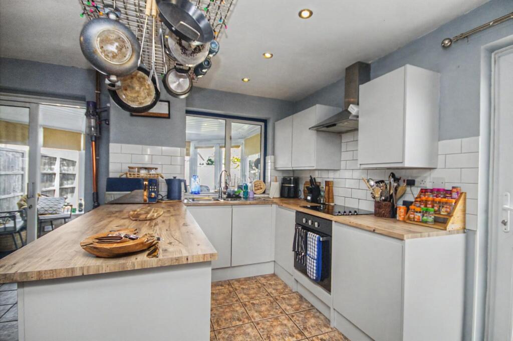 House in Towcester, West Northamptonshire - View 5