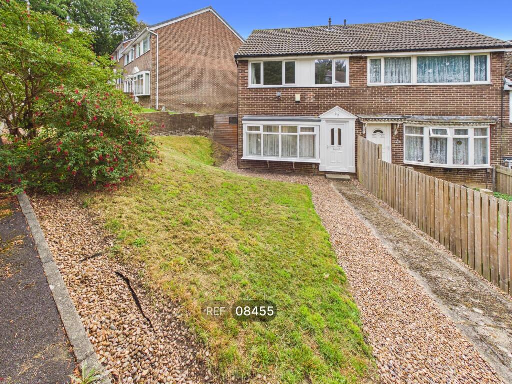 Main image of property: Ramshead Crescent, Leeds, LS14 1PE