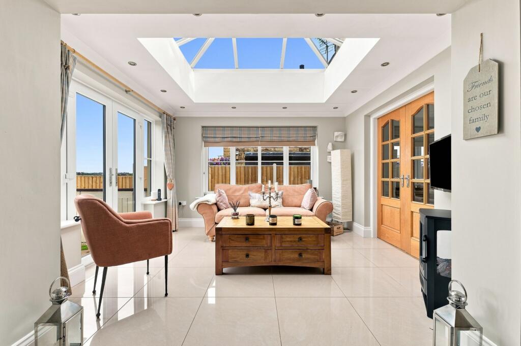 House in North East Derbyshire, Heath and Holmewood - View 3