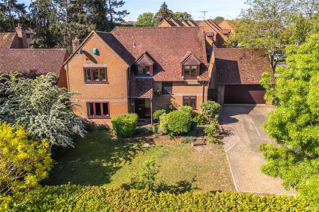 Main image of property: The Hawthorns, Charvil, Berkshire, RG10