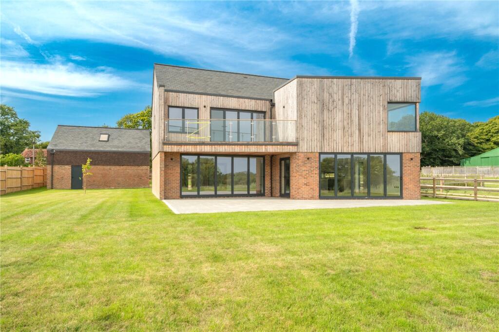 Caldicotts Lane, Lower Dicker, Hailsham, East Sussex, BN27 photo 2