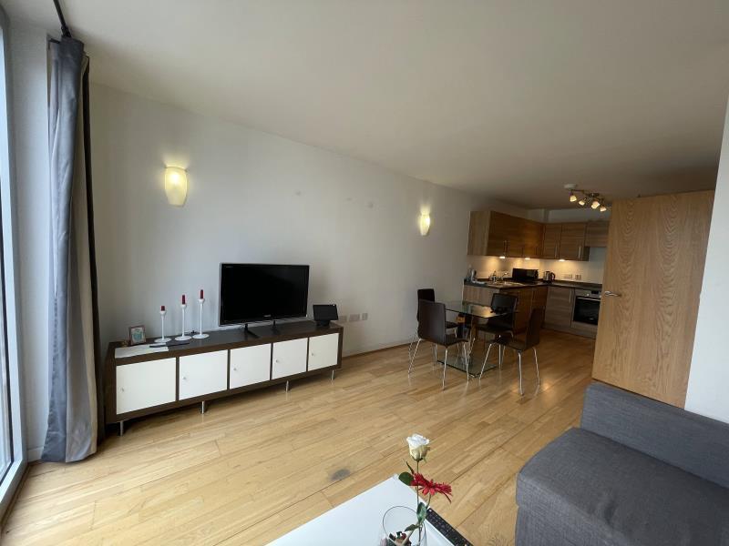 Apartment in London - View 2