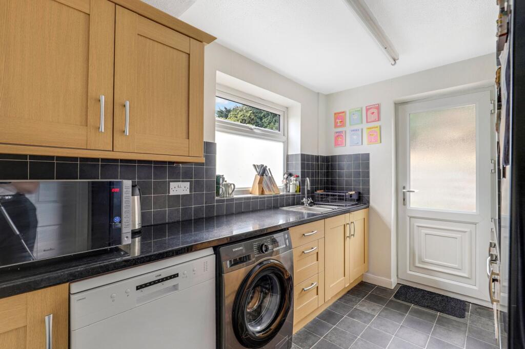 House in Nottingham - View 4