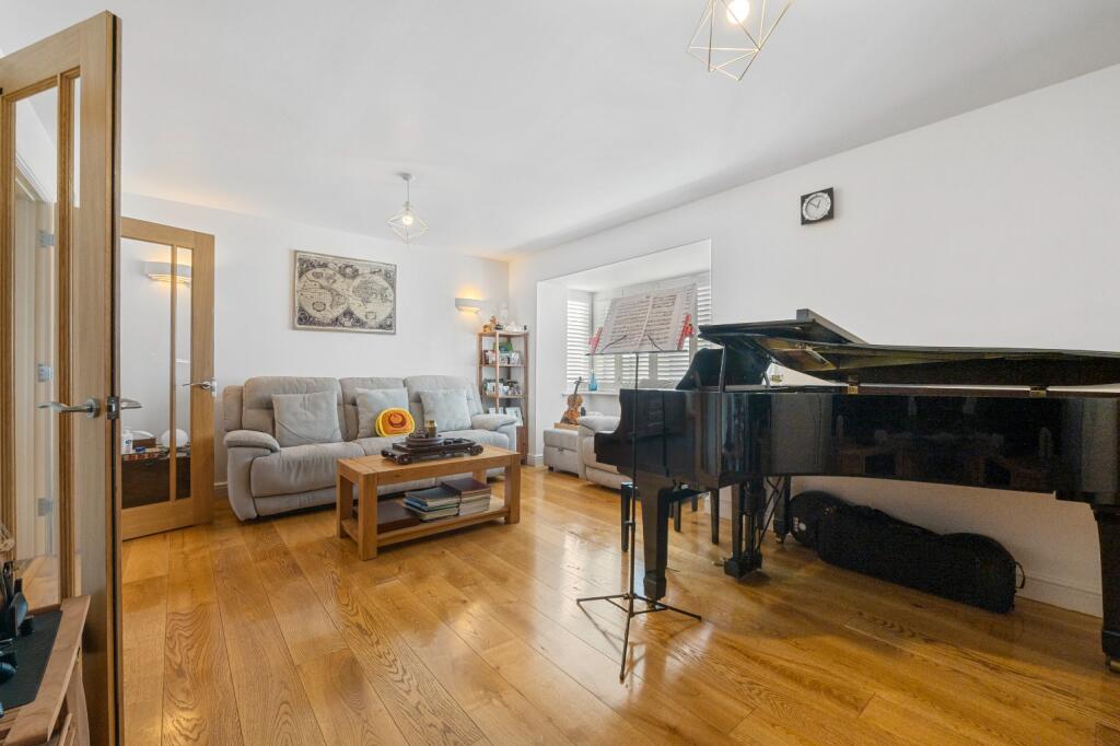 House in Bristol, Dinghurst - View 4