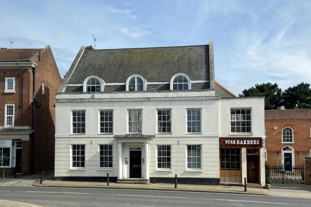 Main image of property: Winterton House, High Street, Westerham, Kent TN16 1AT