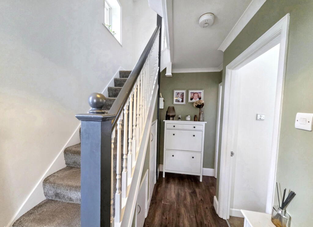 Lynwood Avenue, Plymouth, PL7 4SF photo 2