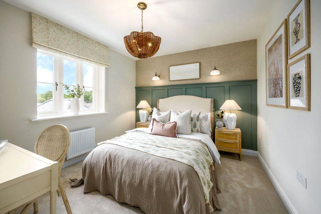 House in New Forest, Sopley - More