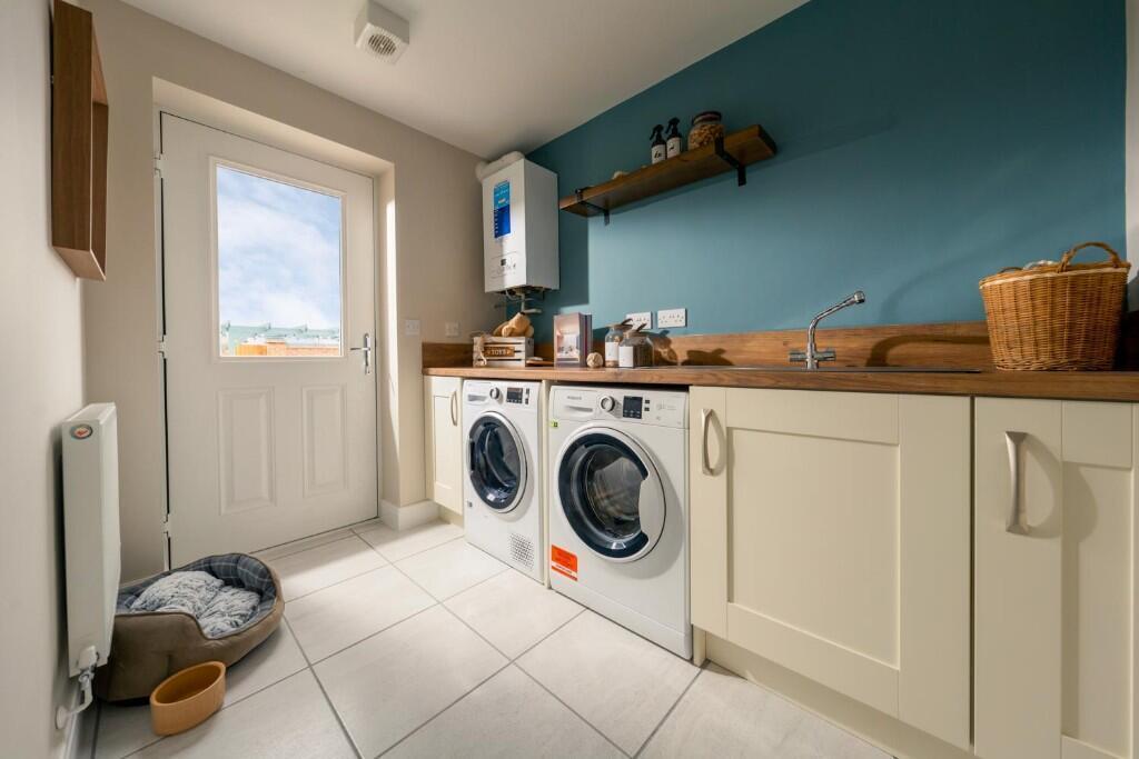 House in East Lindsey, Coningsby - View 5