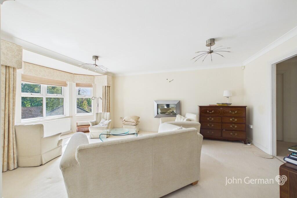 Apartment 4, 14 St. Georges Close photo 2