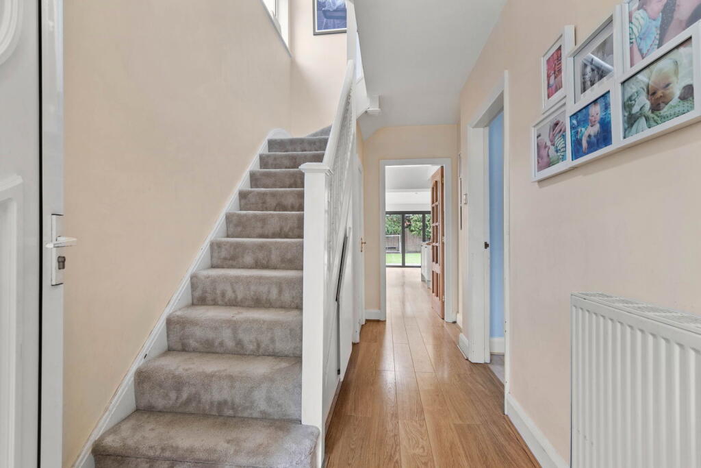 House in Worcester - View 4