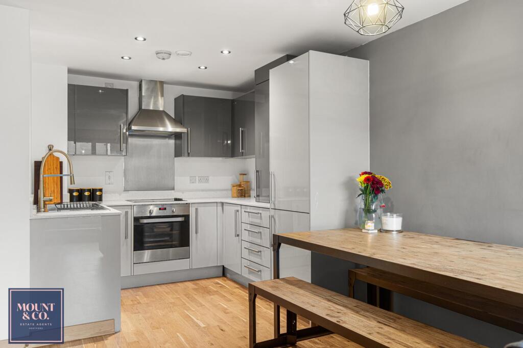 Main image of property: Smeaton Court, Hertford, Hertfordshire, SG13