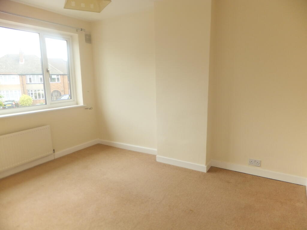 Vincent Road, Sutton Coldfield. B75 6AN photo 4