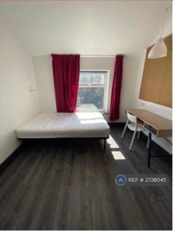 1 bedroom house share for rent