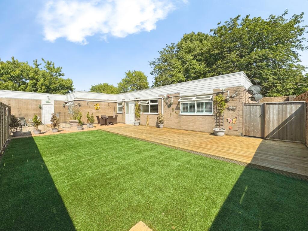 Main image of property: Heaton Moor Road, Heaton Moor, Stockport, SK4