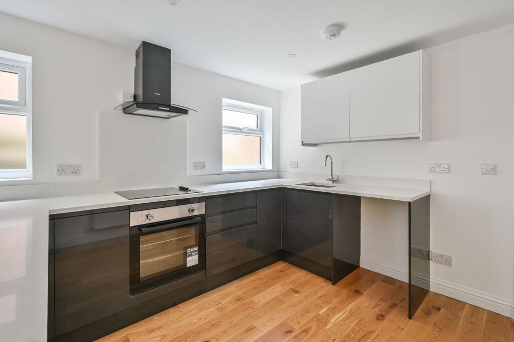 Apartment in London - More