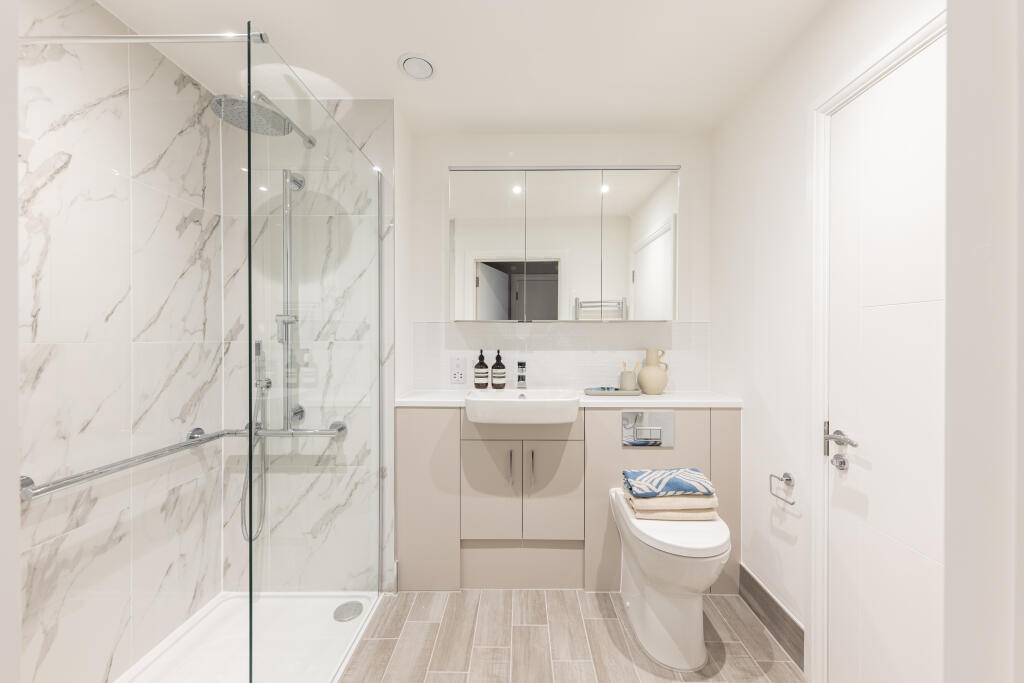 Apartment in Lichfield - View 5