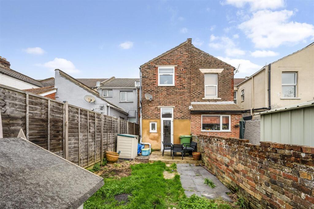House in Portsmouth, Stamshaw - View 2