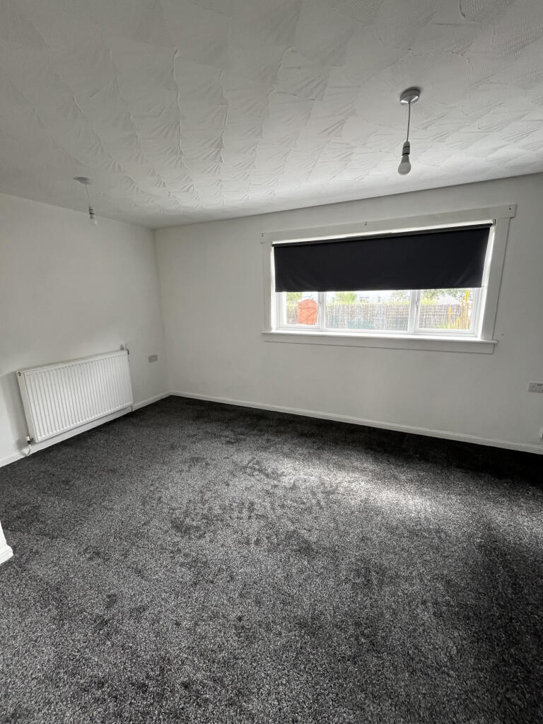 77 Kenmore Avenue, Livingston, Deans EH54 8NF photo 3