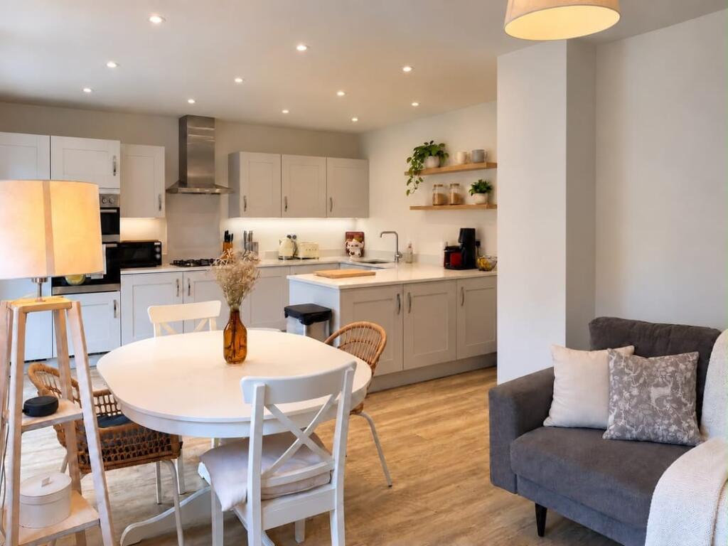 House in Braintree, Feering - More