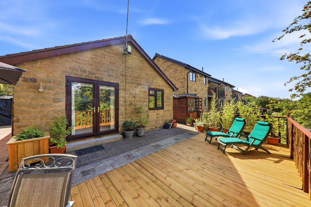 Main image of property: Airedale Quay, Leeds, LS13