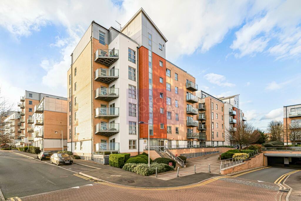 Main image of property: Queen Mary Avenue, SOUTH WOODFORD, E18