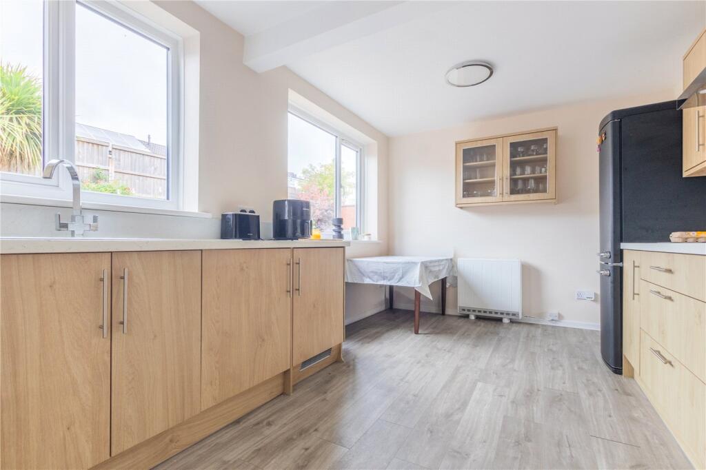 House in Oldham, Greater Manchester - View 4