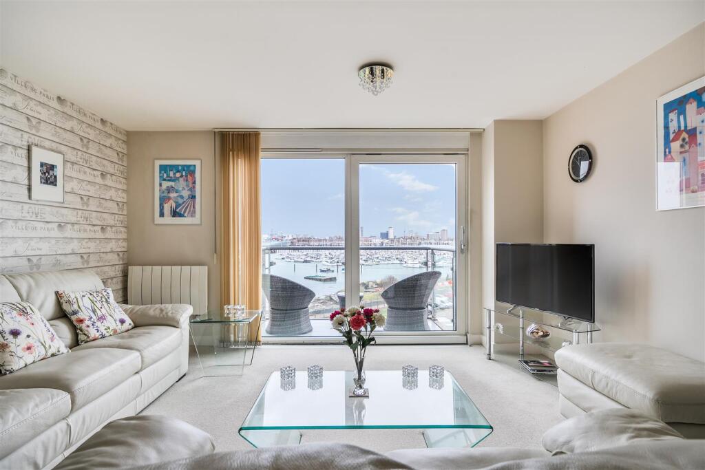 Main image of property: Rope Quays, Gosport