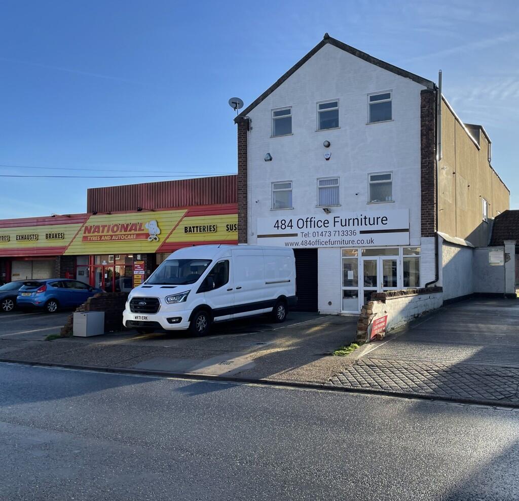 Main image of property: 484 Woodbridge Road, Ipswich, Suffolk, IP4 4PS