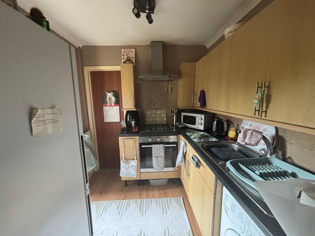 Apartment in Cardiff - View 3