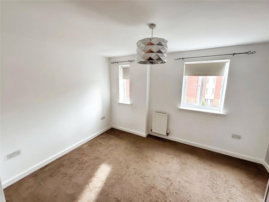 Apartment in Liverpool, Dingle - More