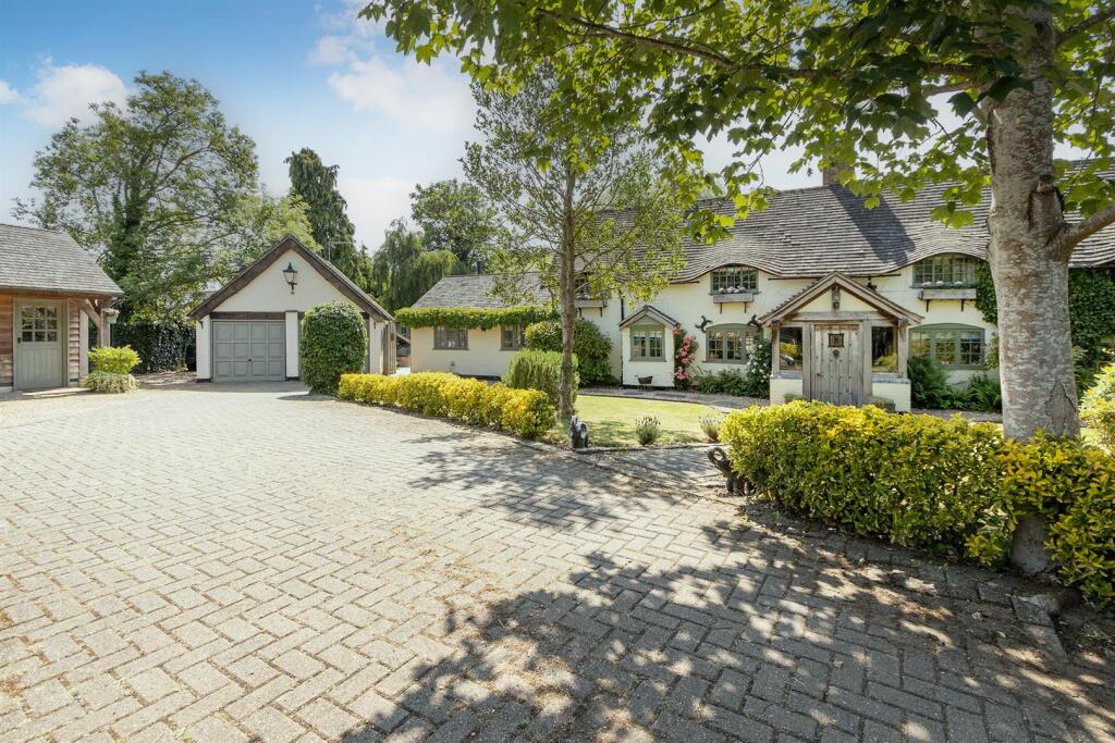 Main image of property: Southam Road, Kites Hardwick, Rugby, CV23