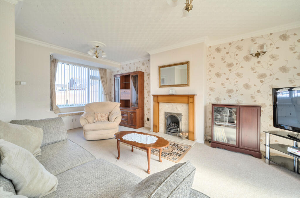 Bramley Road, Street, BA16 photo 3