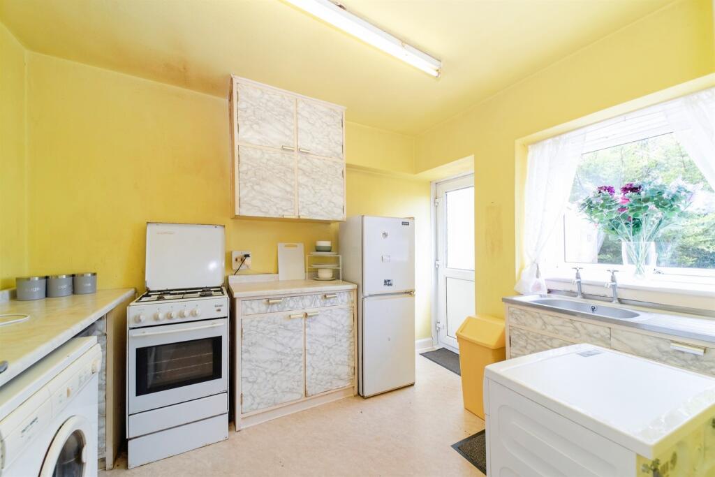 House in Glasgow, East Renfrewshire - View 5