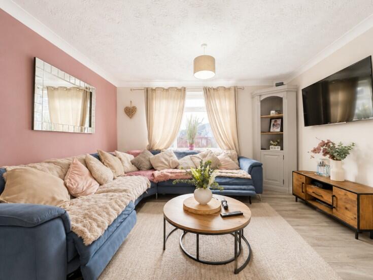 House in Hereford, Herefordshire - View 5