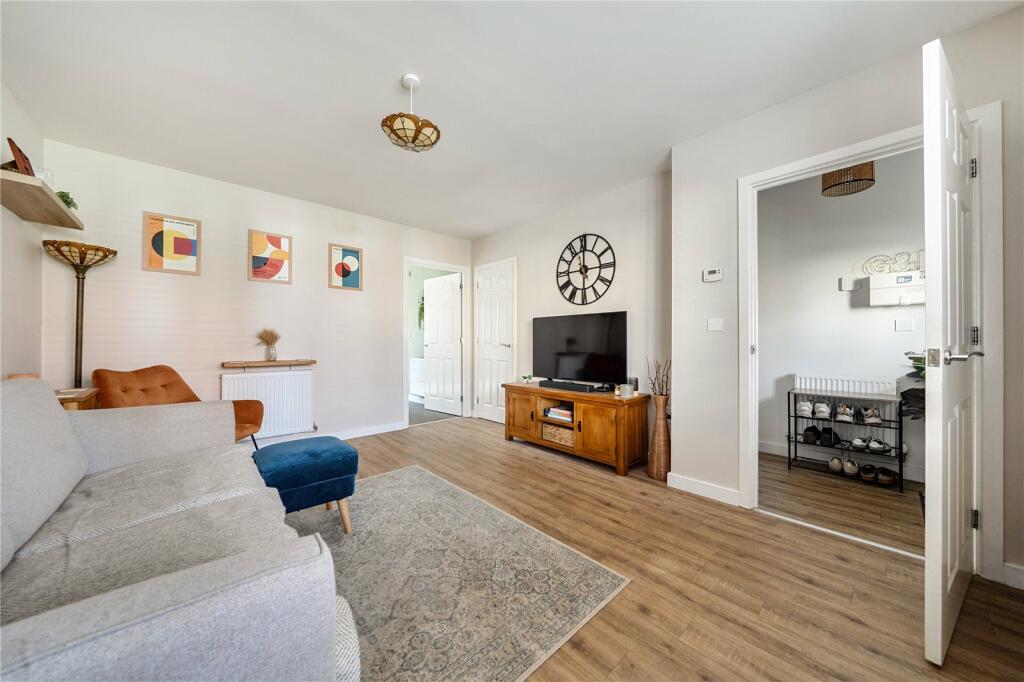 House in Swindon - View 3