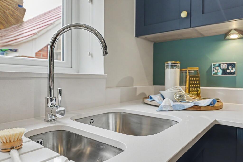 House in Coventry, Westwood Park, Burton Green - View 4
