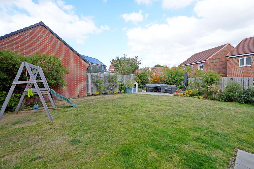 House in Sheffield, Norton Lees - View 4