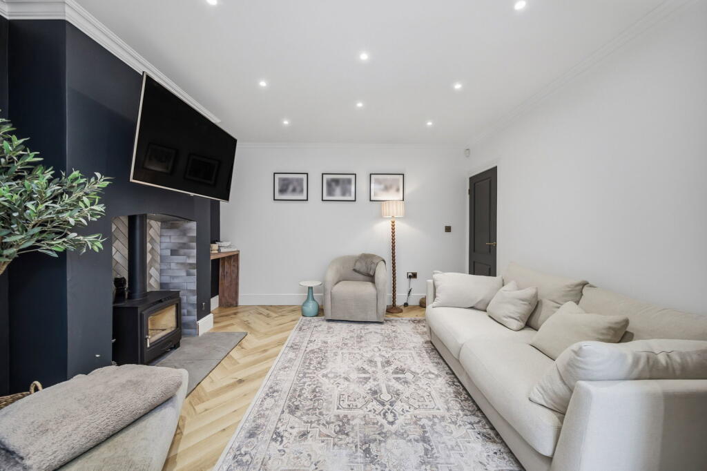 Additional image 18 of Brunshaw Road, Burnley, BB10 4HS