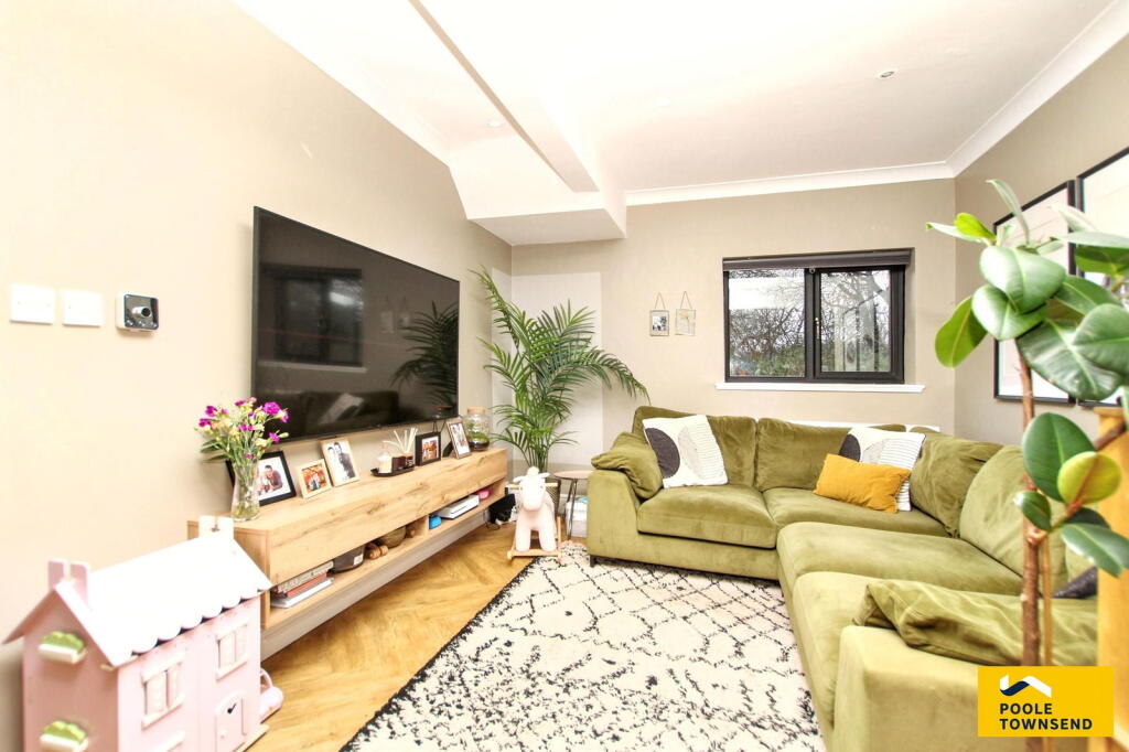 Oakwood Drive, Ulverston photo 4