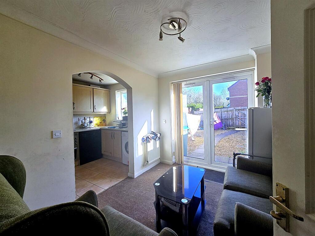 Peckstone Close, Parkside photo 4