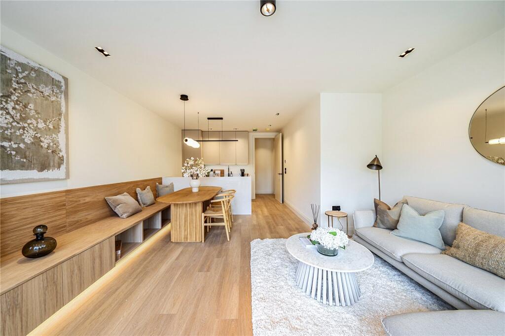 Main image of property: Creswick Road, London