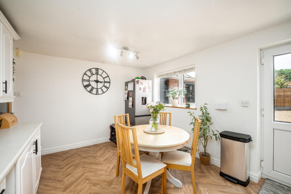 House in Birmingham, West Midlands - View 4