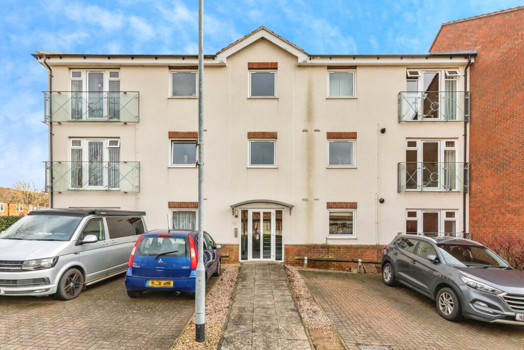 Main image of property: Croyland Road, Wellingborough, NN8