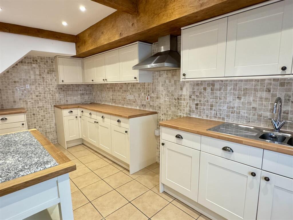 House in Plymouth - View 3