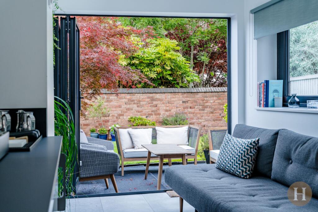 House in Birmingham, Harborne - More