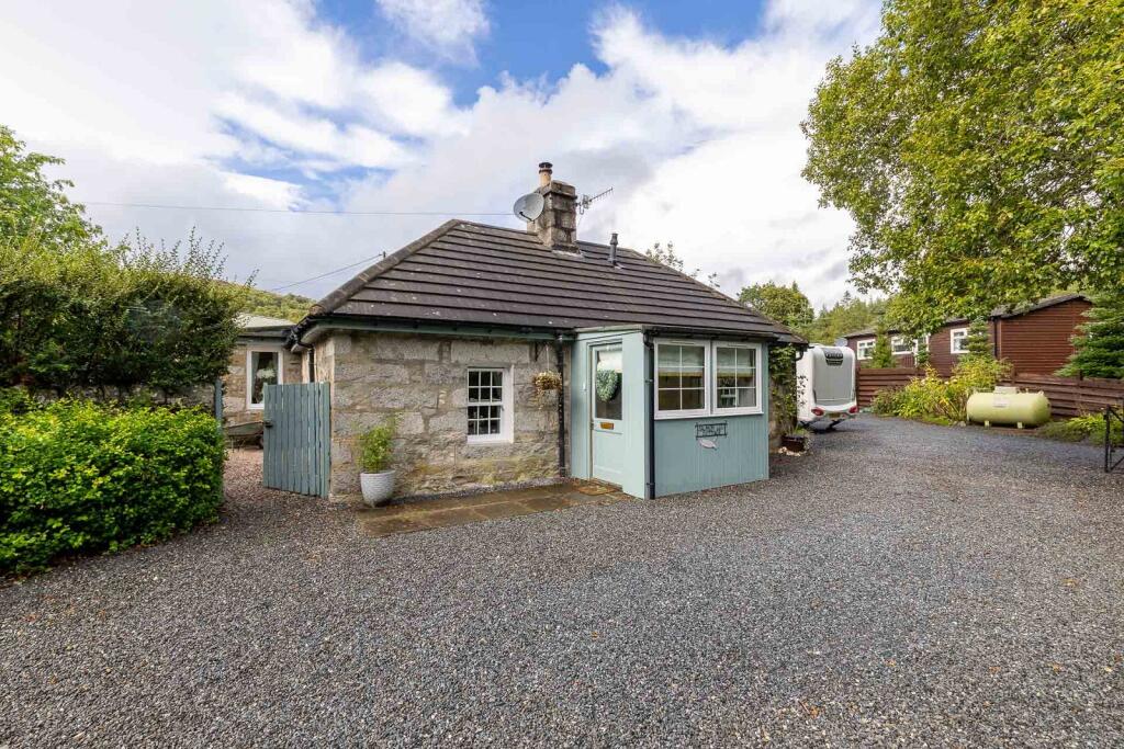 2-bed house on Salmon Leap Cottage, Calvine, Pitlochry PH18 5UB, £265,000